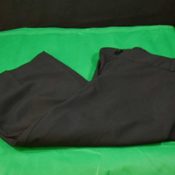 Women's Black East 5th Capri Pants Size 16W - Picture 1 of 3